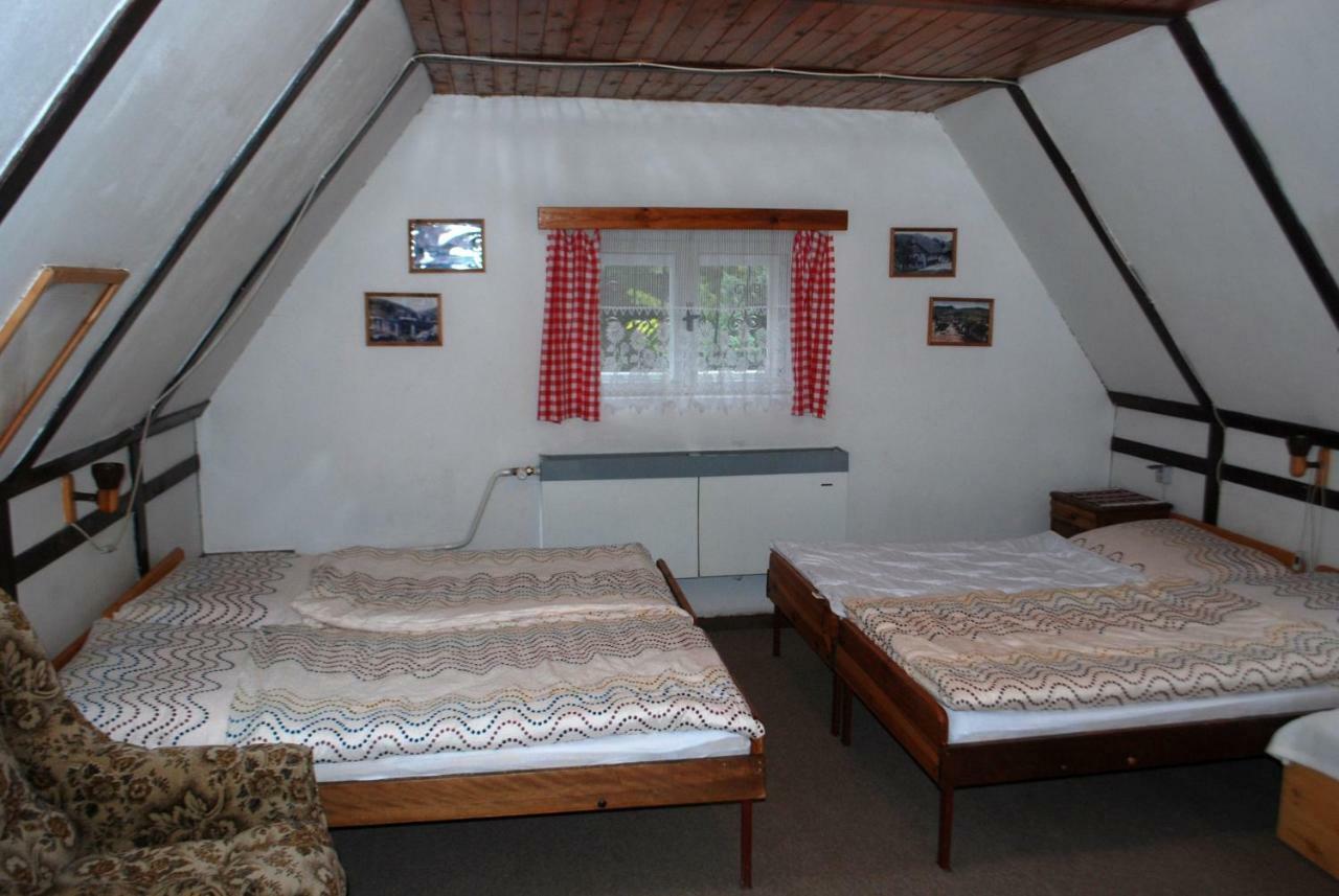 Chalupa Bumbalka Mnisek Exterior foto